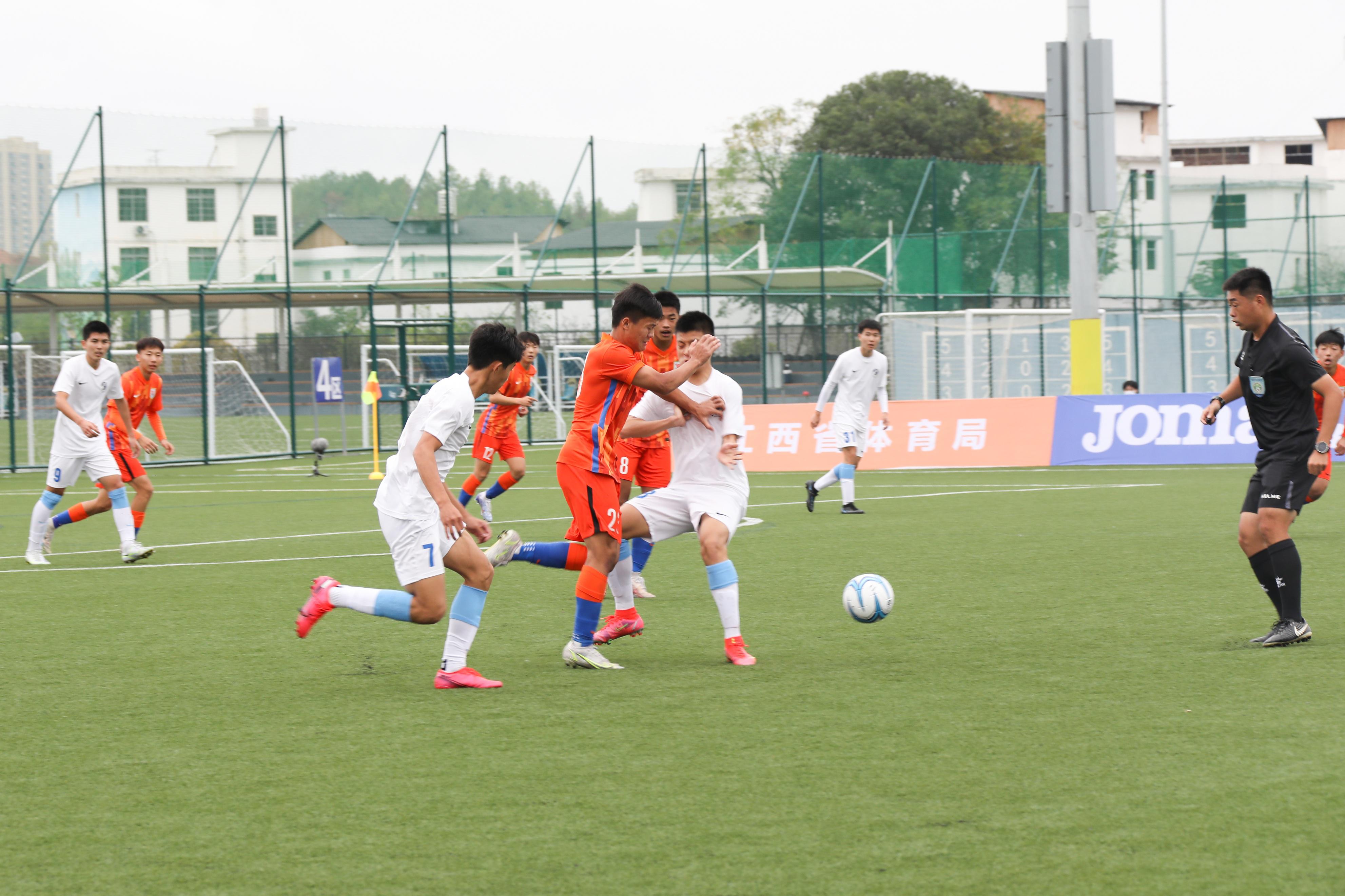 第一届中国青少年足球联赛总决赛在江西于都开赛(4)