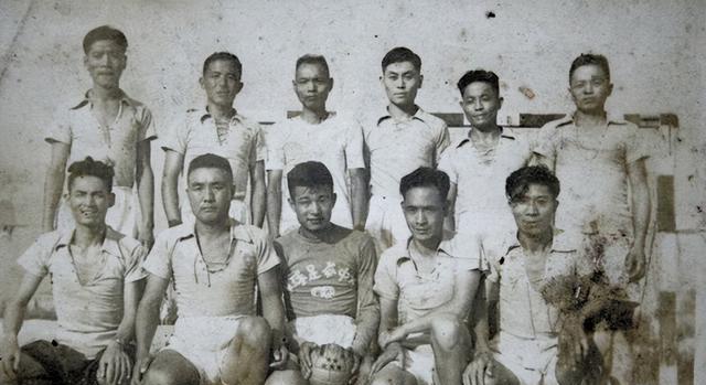1964年毛主席命贺龙整治国足，贺龙只用一招，让国足踢到亚洲第一(9)