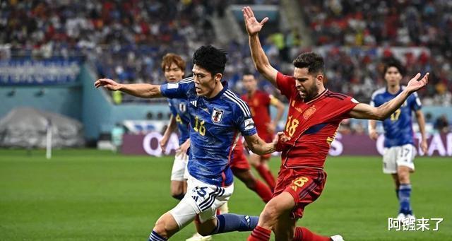 世界杯神剧！又爆了！日本反转 组第一出，西班牙回避巴西(4)