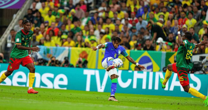第92分钟绝杀！世界杯大冷门诞生，巴西队吞败仗，创尴尬纪录(2)