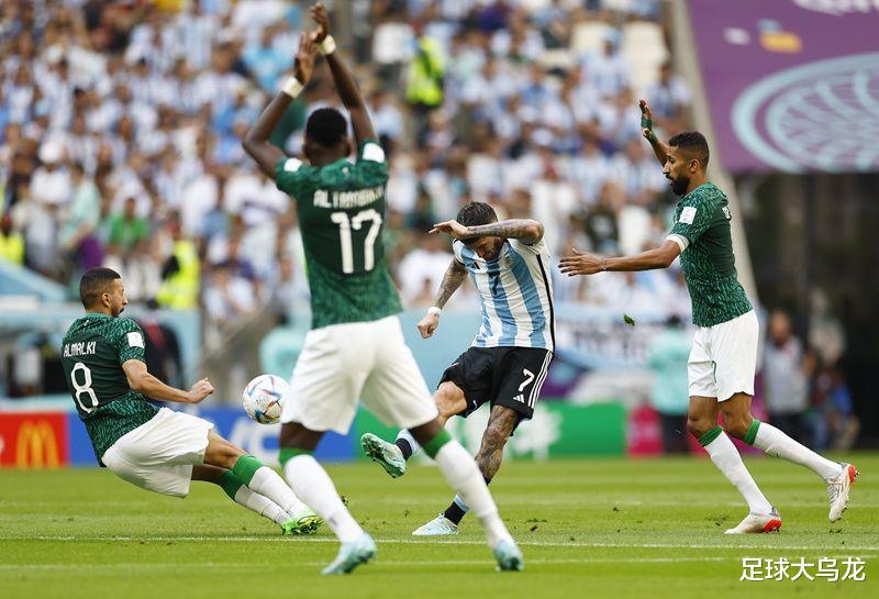 世界杯乱了！FIFA正式出手，3队遭重罚，或被禁赛，乌拉圭盼复活(4)