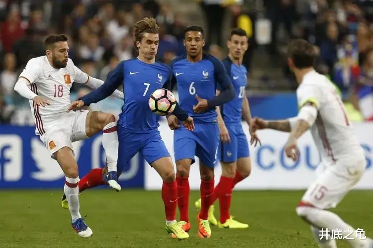 随着法国2-1胜英格兰，引发的两个连锁反应(3)