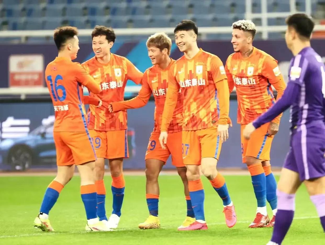 足协杯8强赛淘汰武汉三镇，是山东泰山证明自己的最好方式(2)