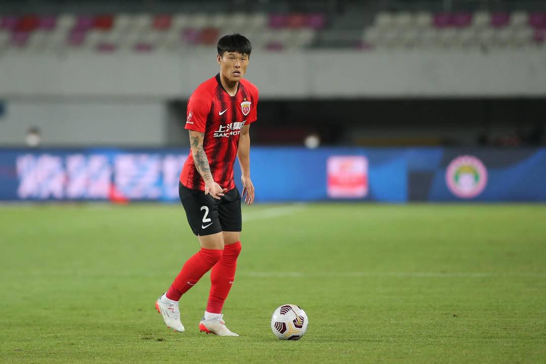 过去的中国足球2022赛季，江苏球迷深爱的他们依然“满天星光”(7)