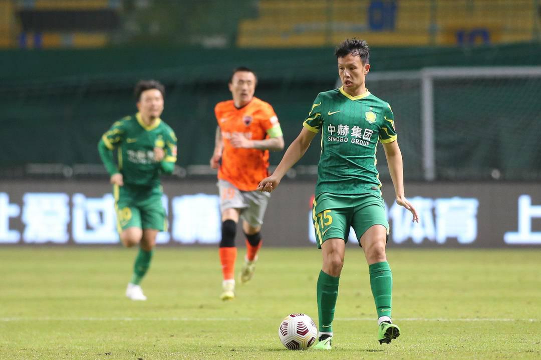 过去的中国足球2022赛季，江苏球迷深爱的他们依然“满天星光”(10)