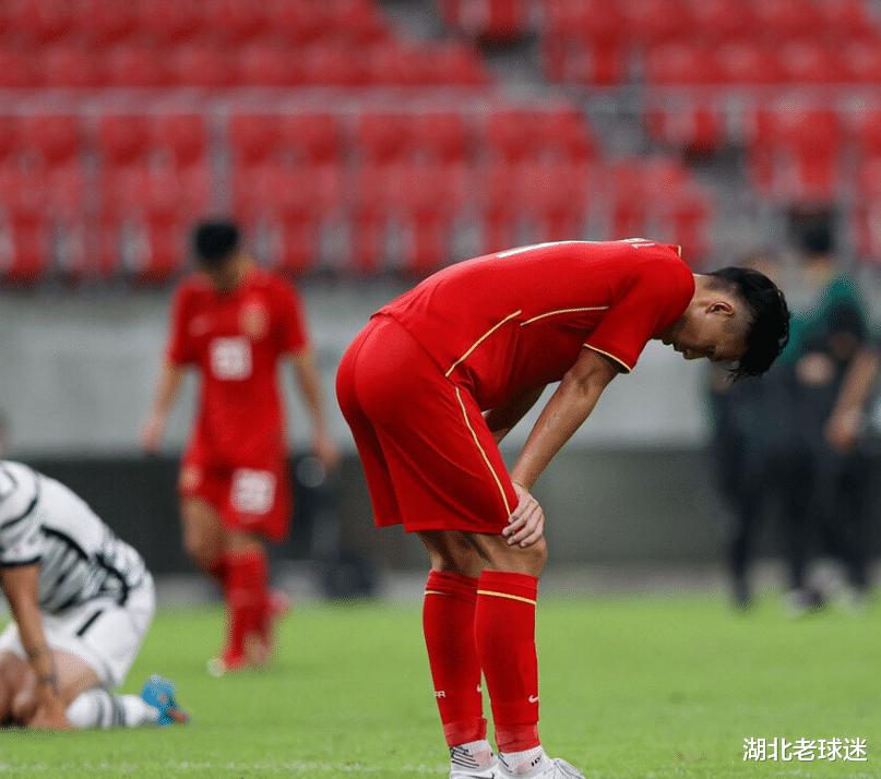 韩媒嘲讽国足：找不到11个踢球的，世界杯8.5个名额也难晋级(4)