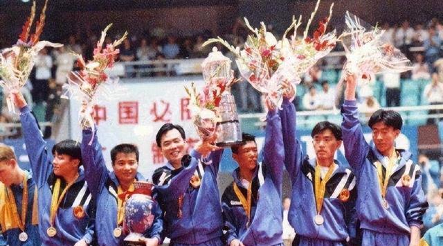 27年后再看天津世乒赛：蔡振华和中国男乒，真是太不容易了(2)
