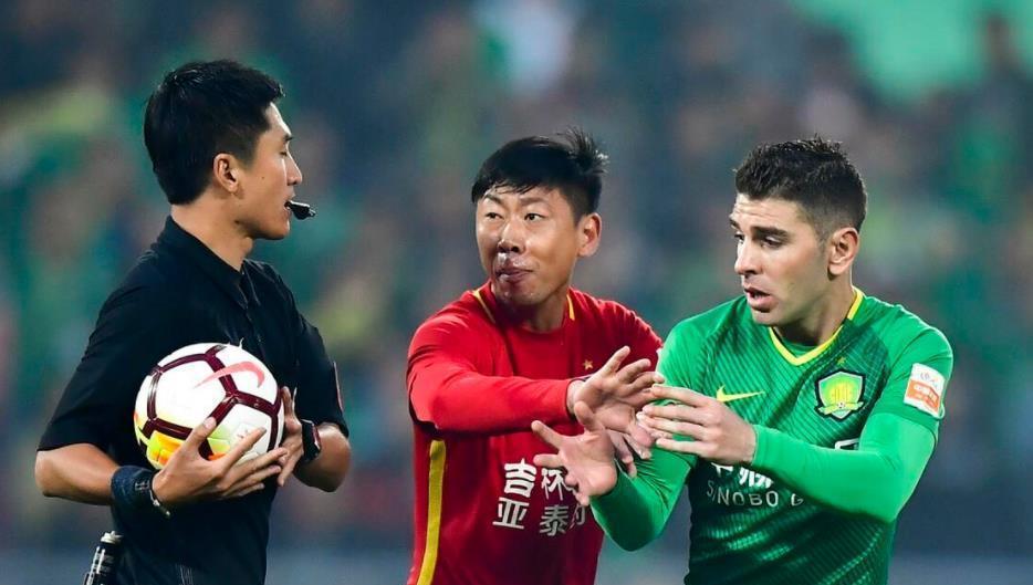 北京国安队旧将索里亚诺评中超：中国足球没任何基础，光靠钱不够(2)