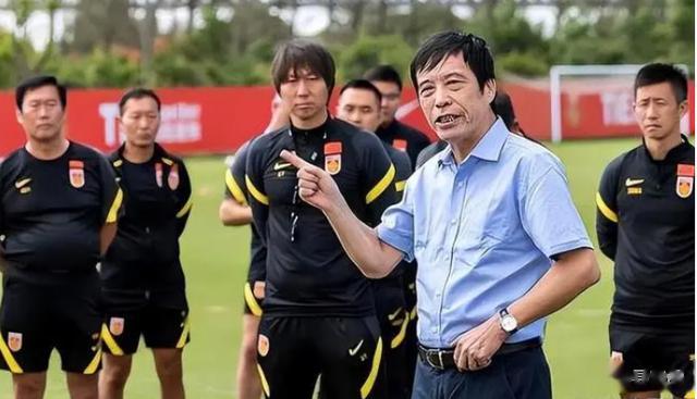 中国足球的衰落不是因为腐败，根源还是资本的无序竞争(1)