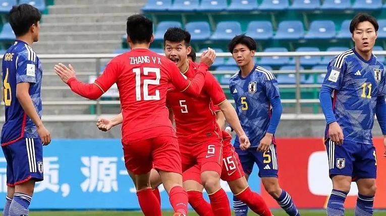 U20亚洲杯排名！越南连胜崛起，中国队小组第三，迎出线生死战(1)