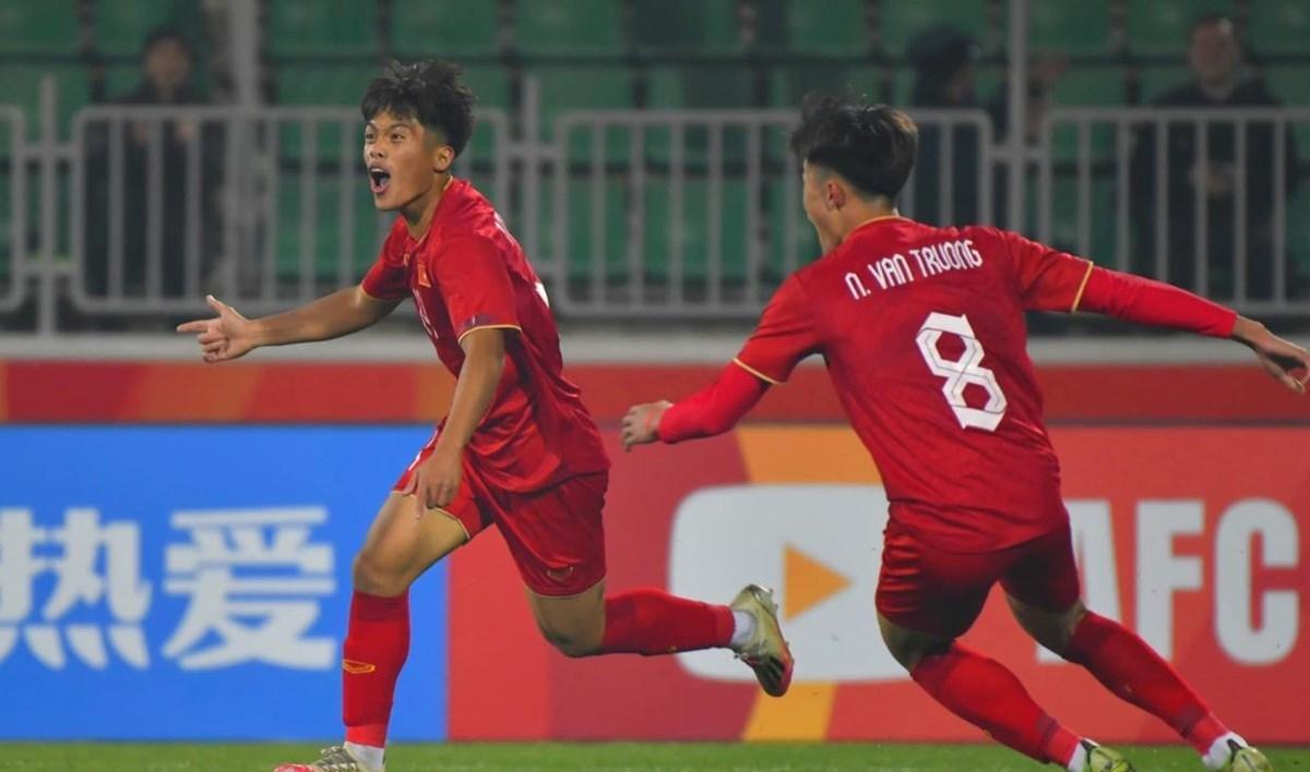 从1-0到2-1！越南队奇迹两连胜，剑指世青赛，中国男足已被超越！(5)