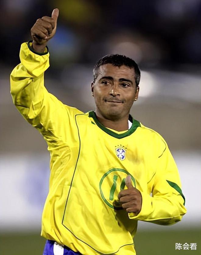 他有机会超越贝利成为新的球王，巴西的救世主—独狼罗马里奥！(2)