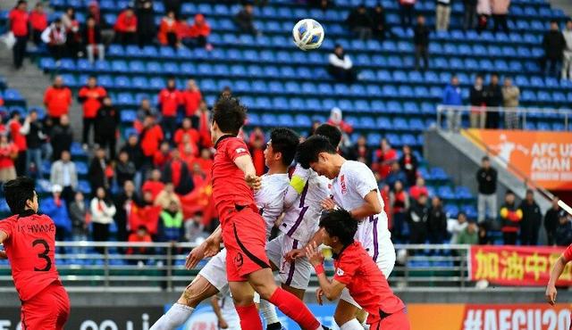 韩媒撰文怒批中国足球：踢法肮脏，差距很明显，让人想起少林足球(3)