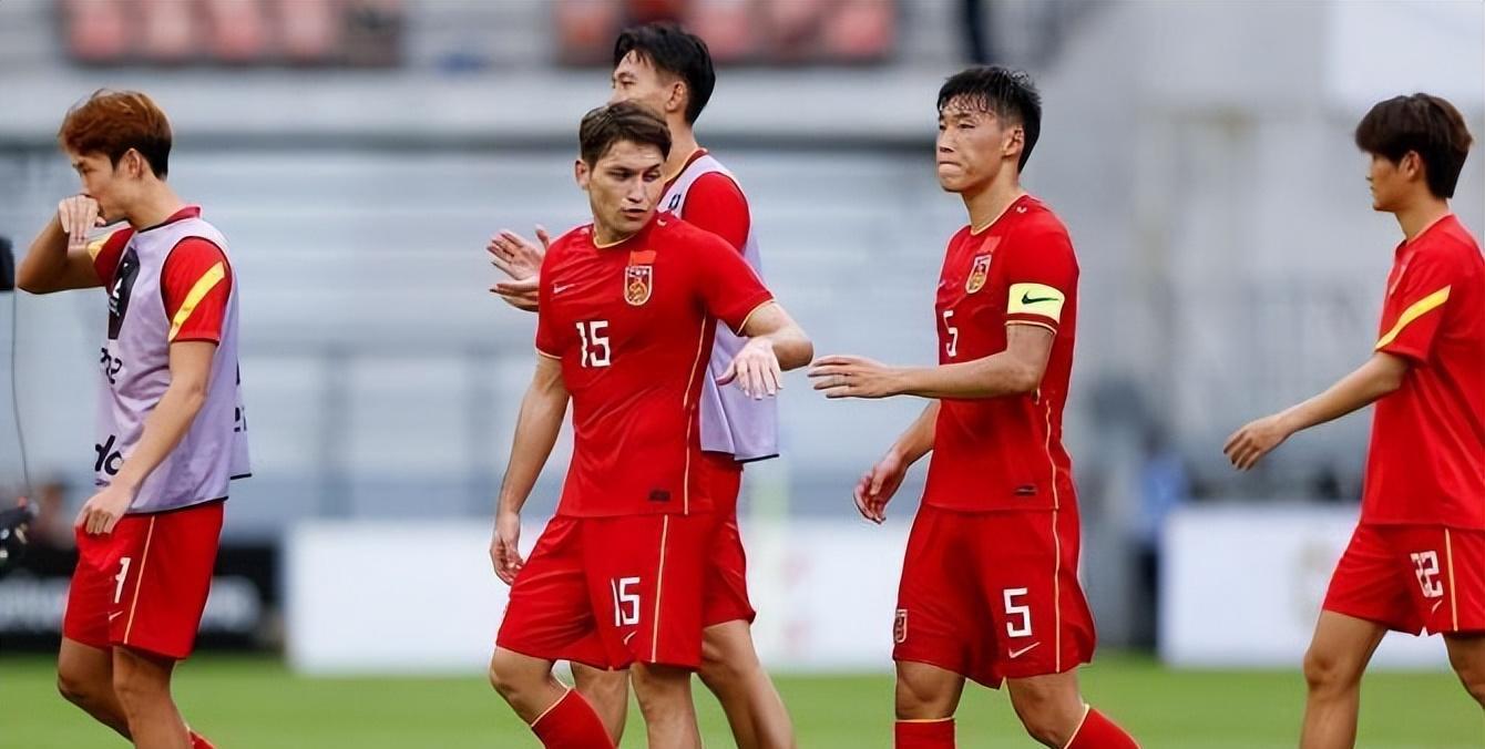 1比0！中国男足迎来2023年首场比赛胜利，新国脚处子秀进球成亮点(3)