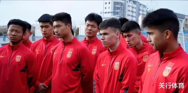 国足世预赛的阵容预计：老将要么只留下武磊03年龄的队员，要么被选中(8)