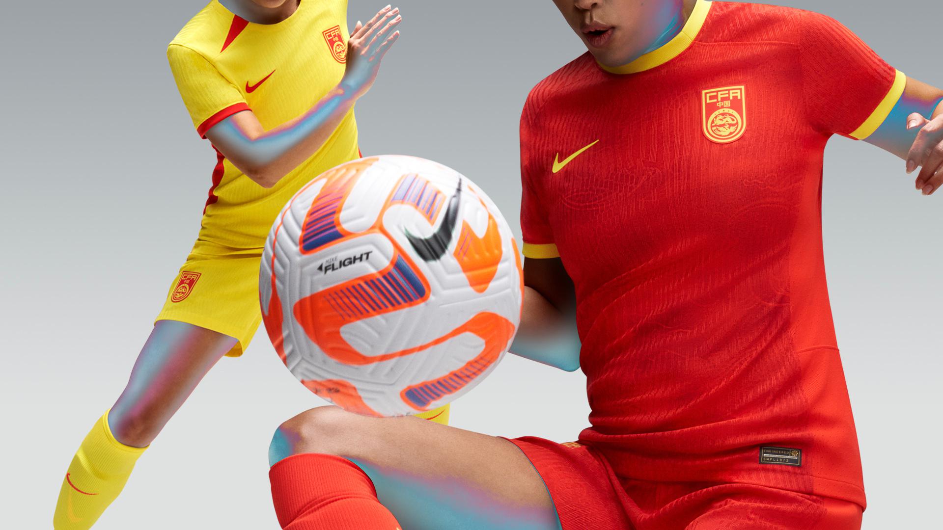 【#中国女足公布世界杯球衣#[加油]】中国女足世界杯球衣采用中国传统颜色红色与黄(1)