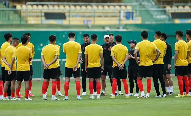 国足亚洲杯将以第二档球队身份征战 应进行高强度比赛积极备战(9)