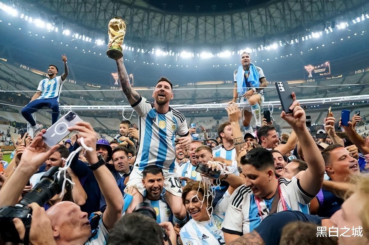 闹剧！记者：国足踢阿根廷是瞎扯，足协没人知道他们要来(1)