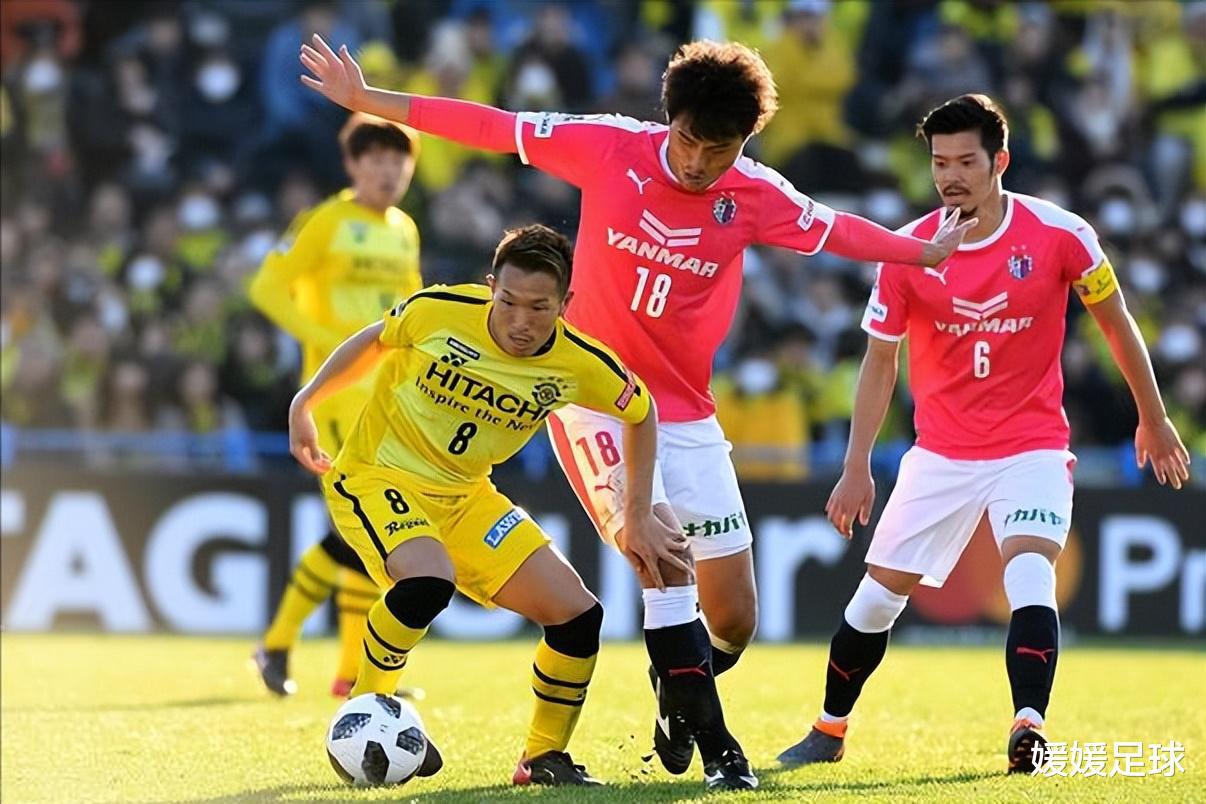 今日足球：柏太阳神vs神户胜利船 鹿岛鹿角vs东京FC(2)