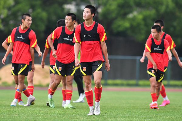 中国男足U173-2险胜卡塔尔，热身赛球队仍未找到比赛节奏(3)