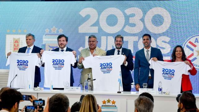 西媒：西葡外交胜利！沙特退出2030世界杯申办(2)