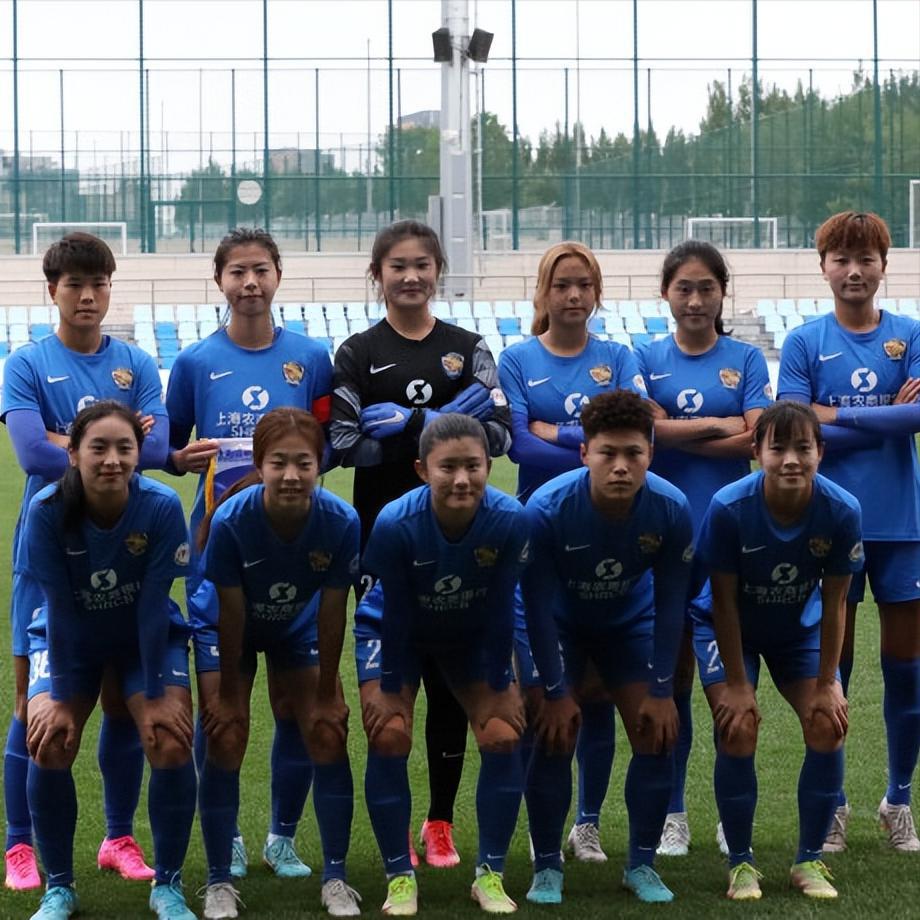 据了解，杨倩因为受伤也退出了中国女足的集训。
李艳飞、方洁之前已经离开女足国家队(1)