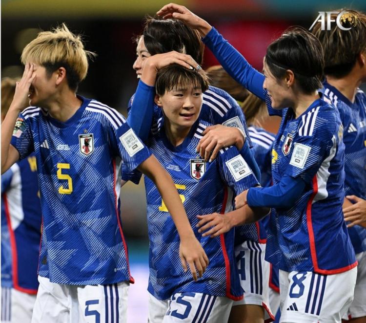 19岁180天！藤野青叶成为女足世界杯进球最年轻的日本球员(1)