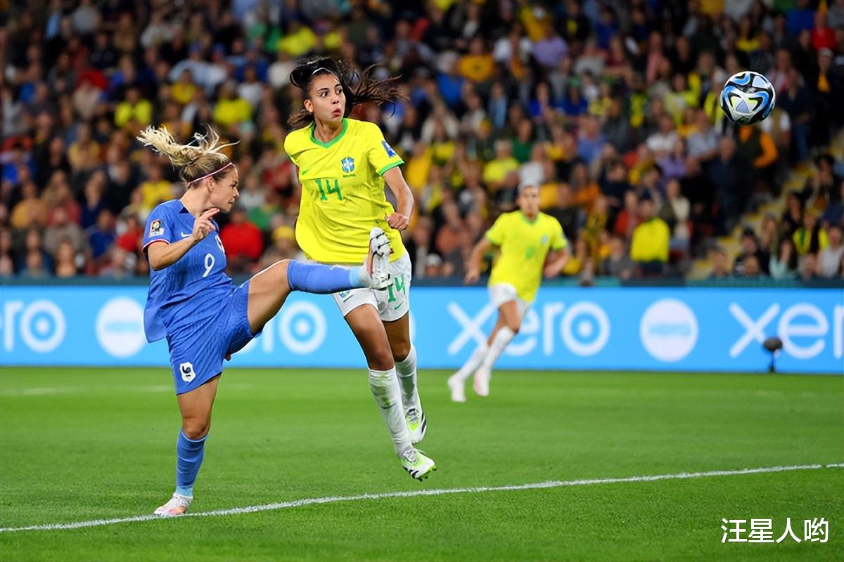0-1！巴西女足遭遇“克星”，或创造20年耻辱纪录，玛塔神情凝重(1)