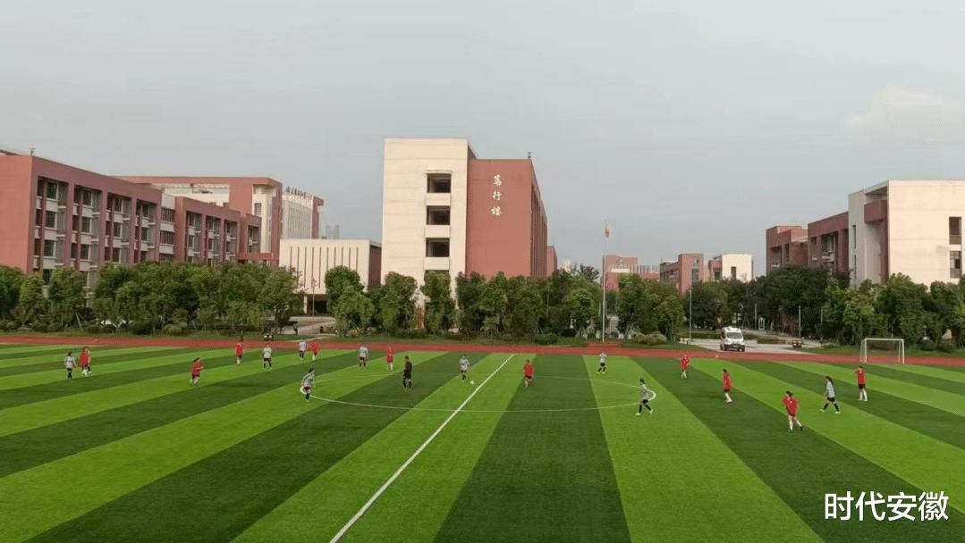 阜南高中男、女足球队在2023年阜阳市校园足球联赛中获得双季军(8)