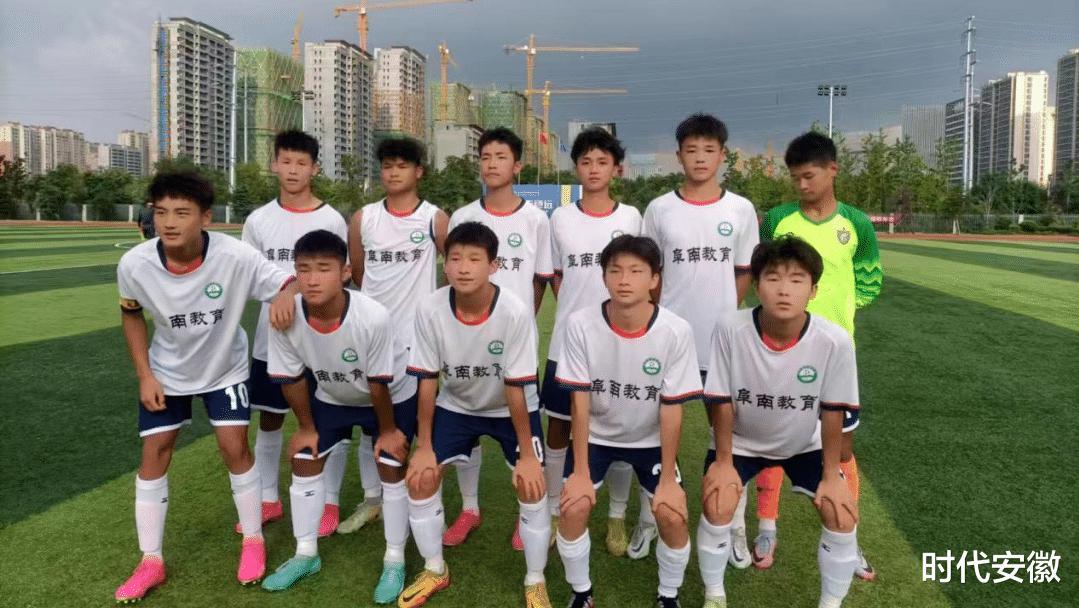 阜南高中男、女足球队在2023年阜阳市校园足球联赛中获得双季军(13)