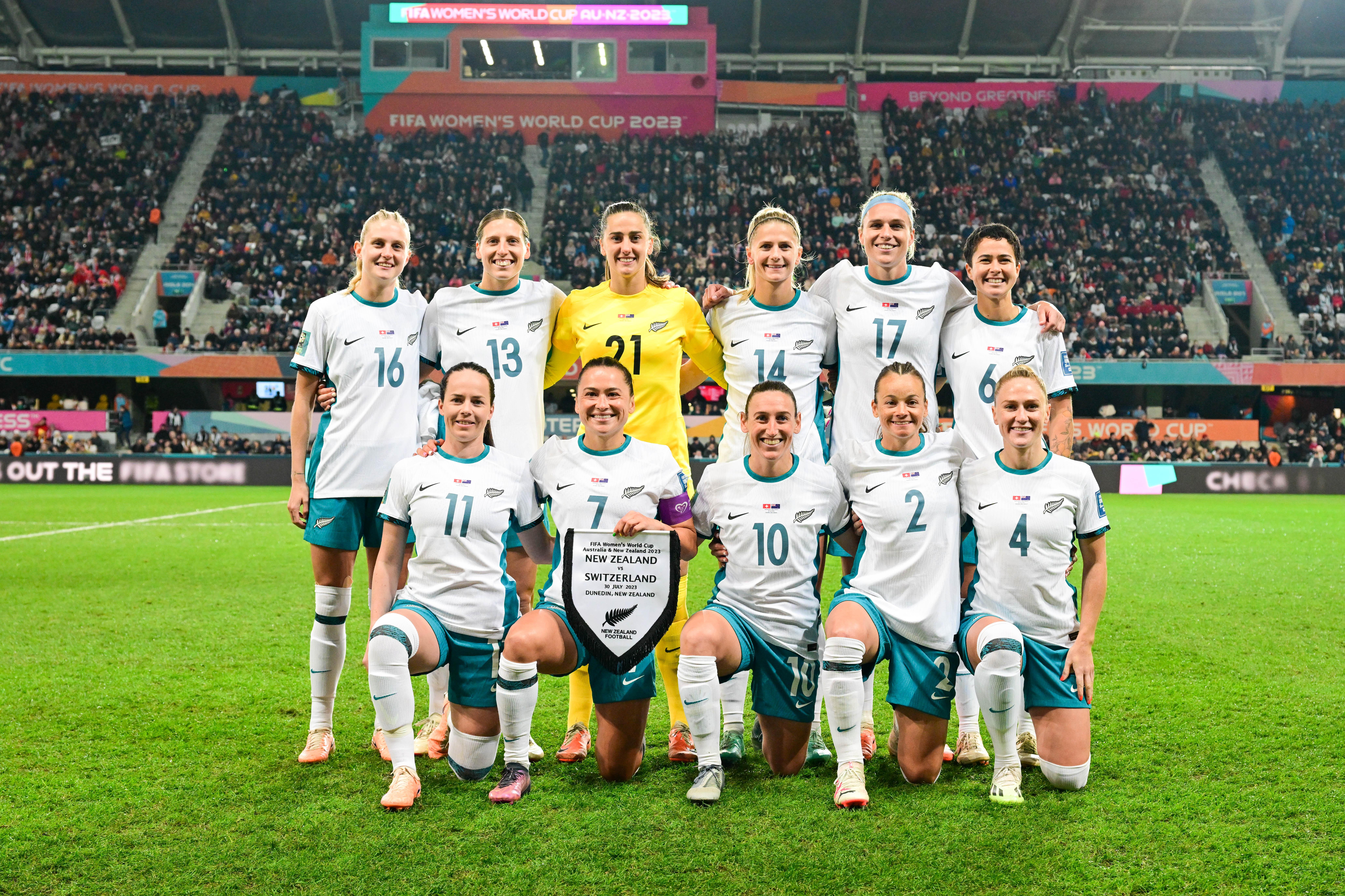女足世界杯 | 新西兰女足未完成的旅行(1)