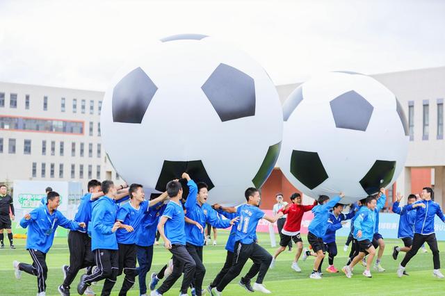 第二届中国青少年足球联赛男子U13组（绿园赛区）举办足球嘉年华活动(2)
