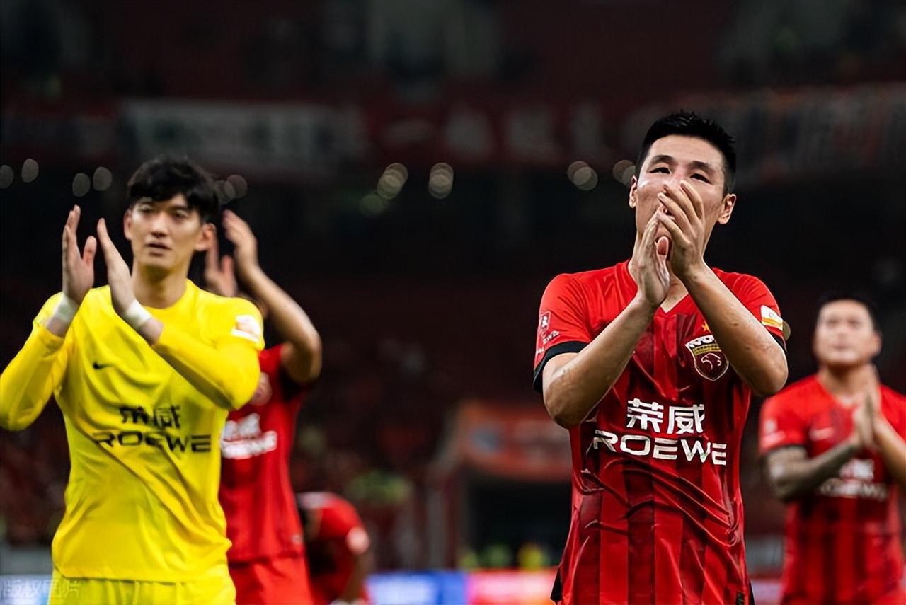 突发！上海媒体做出争议报道，武磊奥斯卡很意外，球迷吐槽声一片
北京时间8月10日(5)