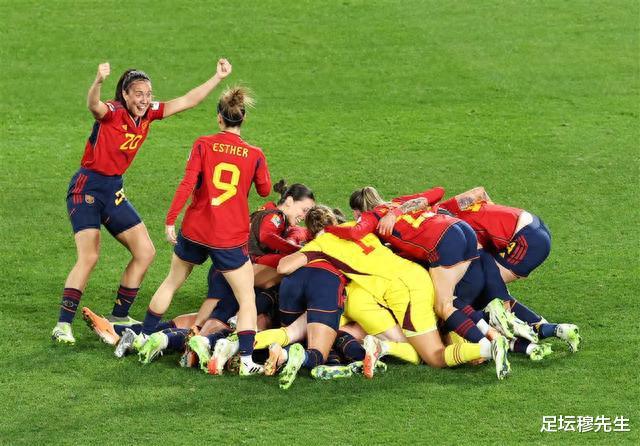 女足世界杯西班牙小组赛0：4惨败，最后还能夺冠——男足世界杯，有且仅有一例(1)
