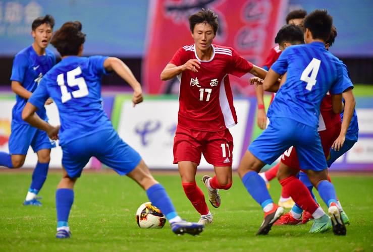 男足女足差距在哪？揭开中国足球的双面之谜(1)