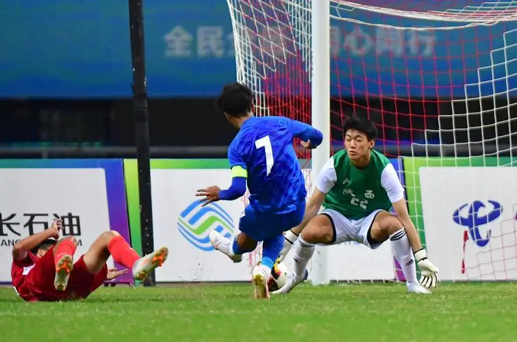 男足女足差距在哪？揭开中国足球的双面之谜(2)