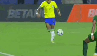 【世预赛】内马尔失点罗德里戈破门，巴西1比0领先(3)