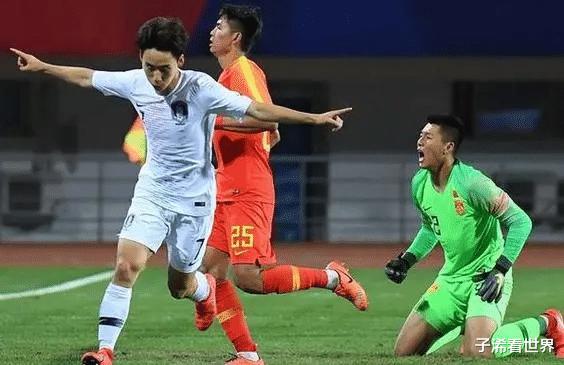 突发! 中甲外援点评中国足球引爆争议, 里皮很意外，球迷吐槽声一片(4)