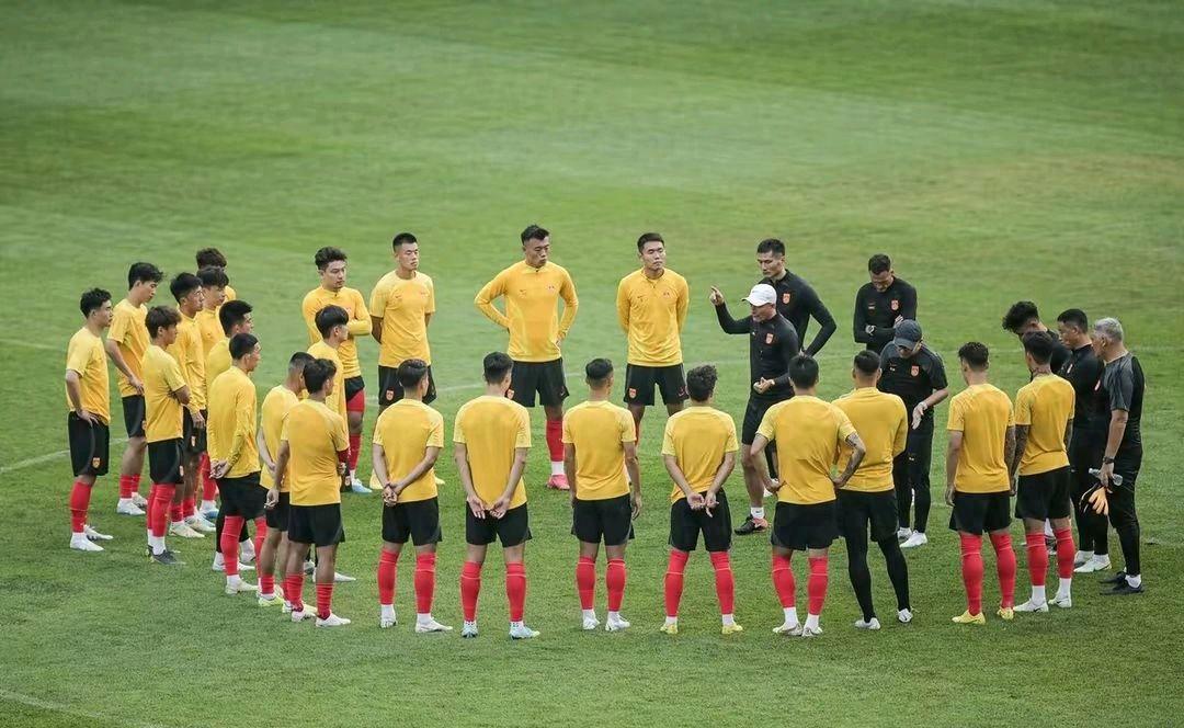 越南国家队招入15名国奥球员 国足应像越南学习并加强青训建设(6)