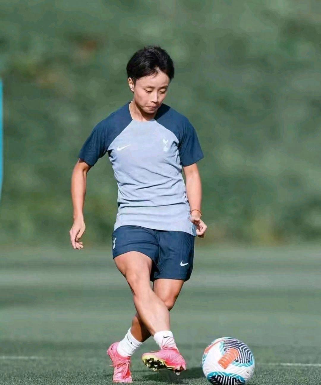 中国女足积极推进阵容年轻化 7名留洋球员领衔或冲进奥运会正赛(5)