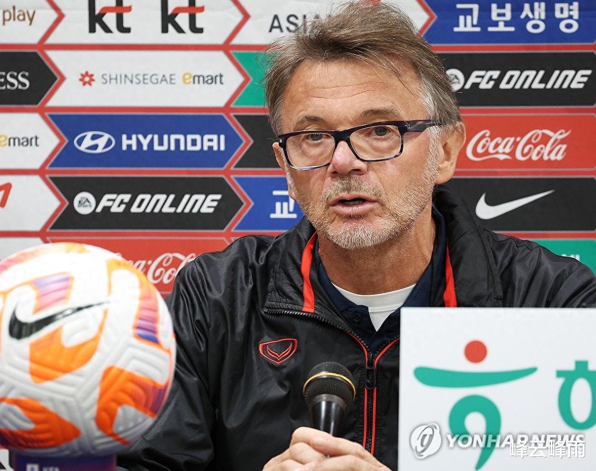 越南男足主教练特鲁西耶：“韩国比20年前进步了很多”(1)