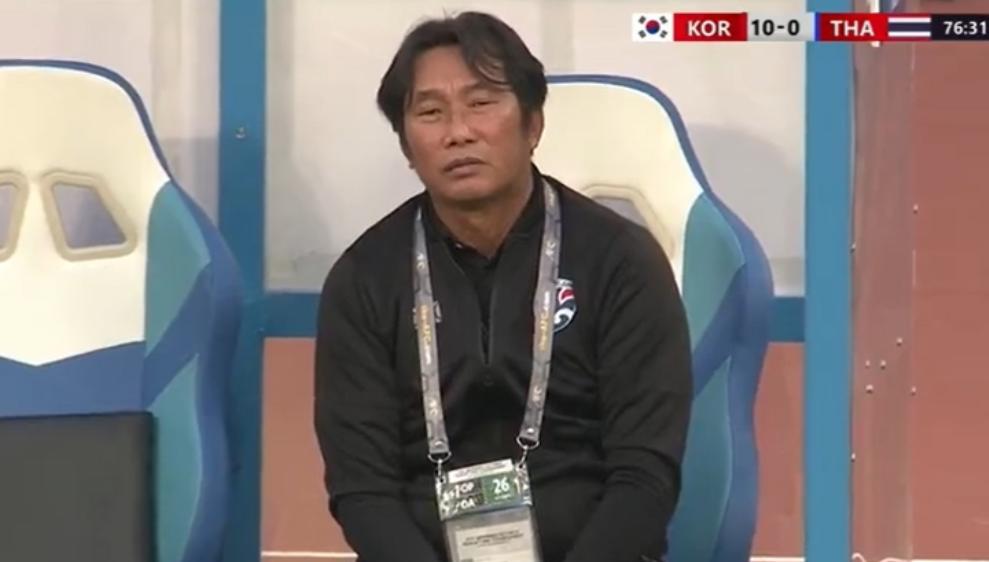 残忍，韩国队10-1狂胜，主教练仍然不开心，对手进1球像夺冠一样(3)