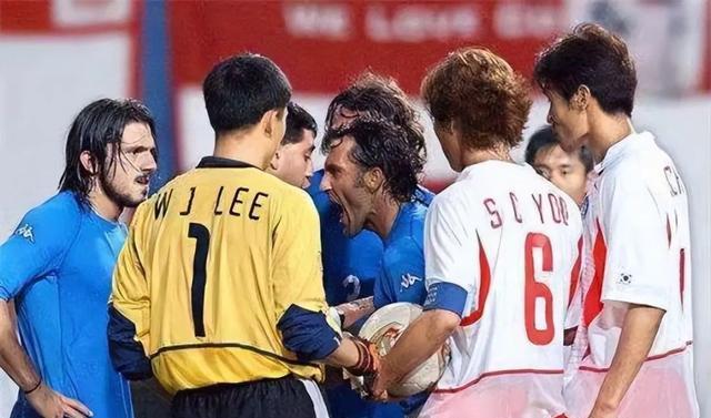韩媒称国足动作粗野，看看韩国男足是如何摧残马拉多纳+意大利的(10)
