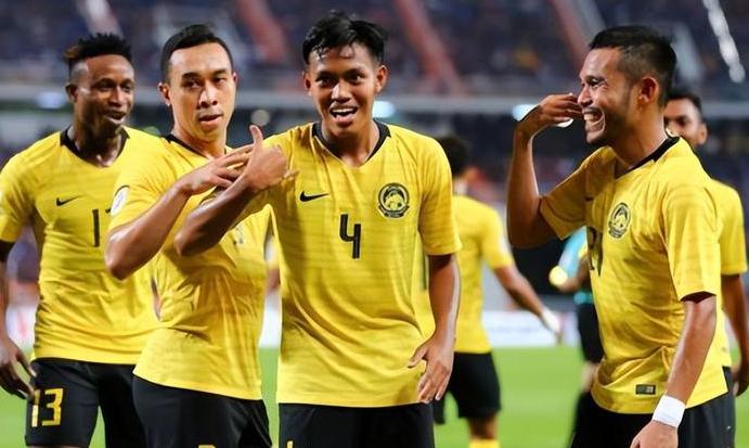 1-0，0-1！世预赛大冷：马来6分第一，种子队一夜翻车，不如国足(2)