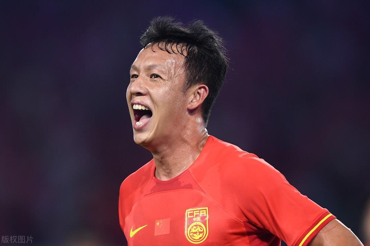 世预赛C组第二轮中国男足0：3韩国，赛后球员评分，很中肯！(10)
