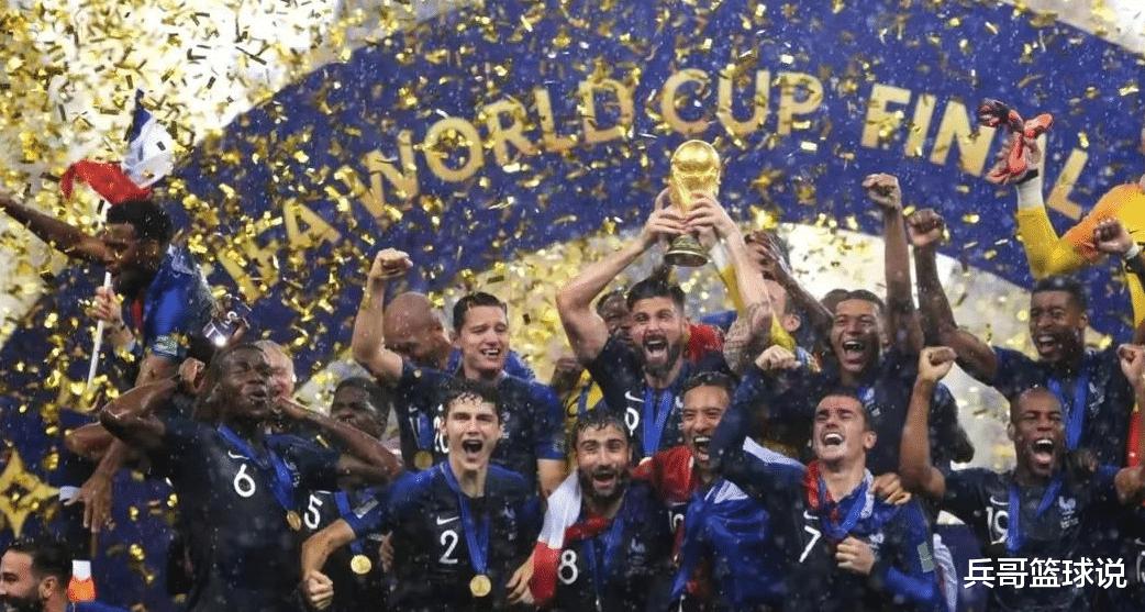 虽然世界杯总成绩不如意大利、德国，但法国却是唯一一个全满贯(4)