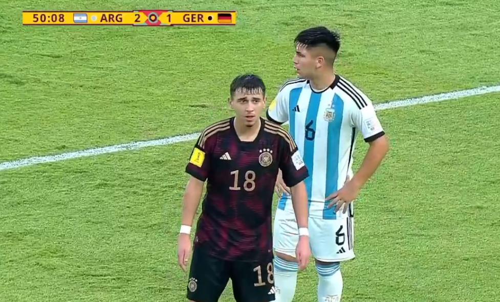 德国7-5淘汰阿根廷：河床小将6场8球难救主，戴帽绝平却点球失利(7)