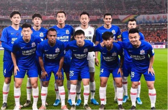 上海申花蓝色信仰，历年主场球衣评选掀起球迷热议(1)