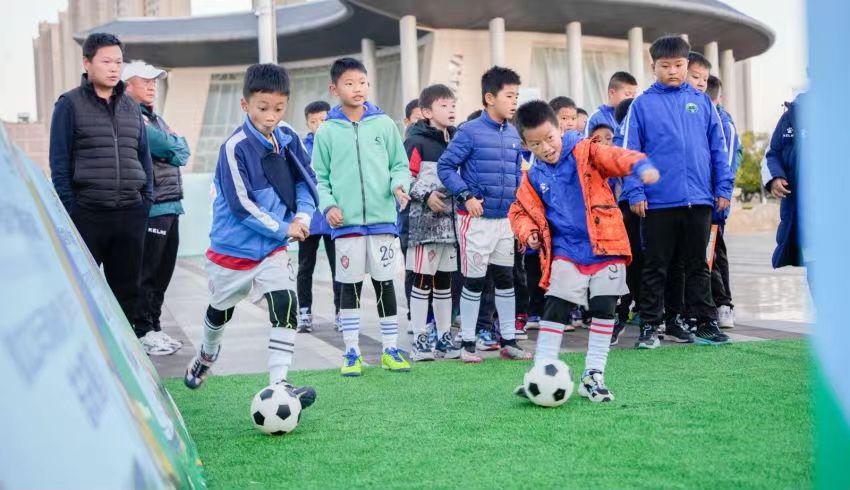 第二届中国青少年足球联赛（云南赛区）暨2023年云南省青少年足球联赛楚雄闭幕(1)