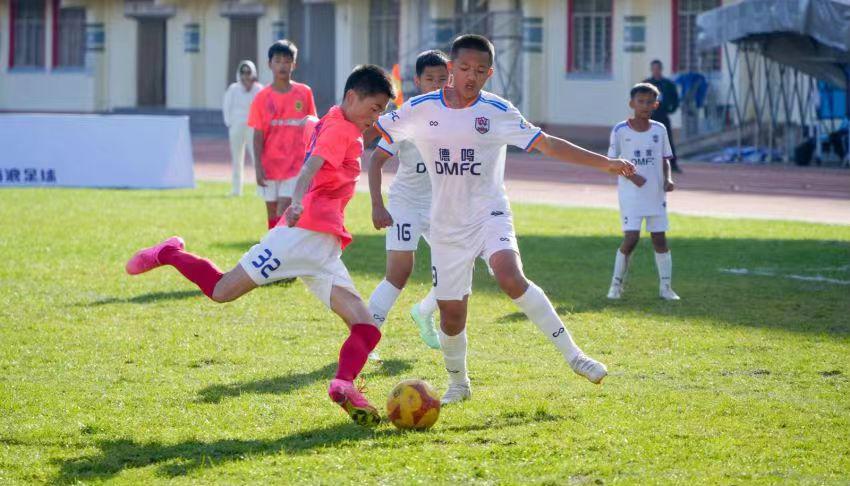 第二届中国青少年足球联赛（云南赛区）暨2023年云南省青少年足球联赛楚雄闭幕(2)